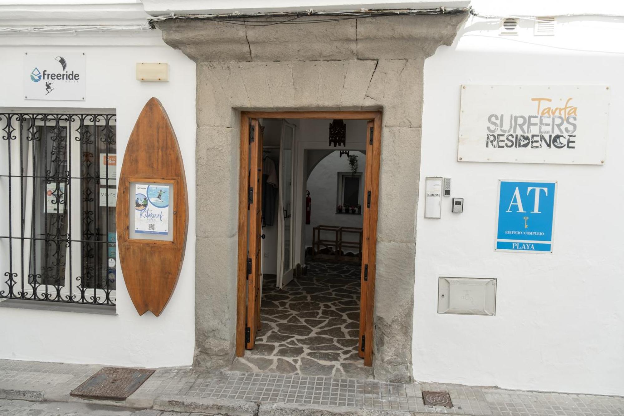 Surfersresidence Apartments Tarifa Exterior photo